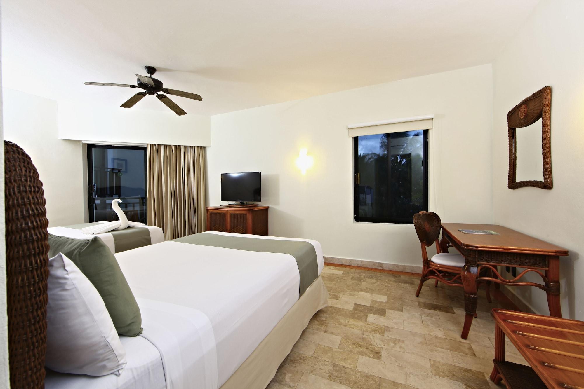 Sandos Caracol Eco Resort 5*