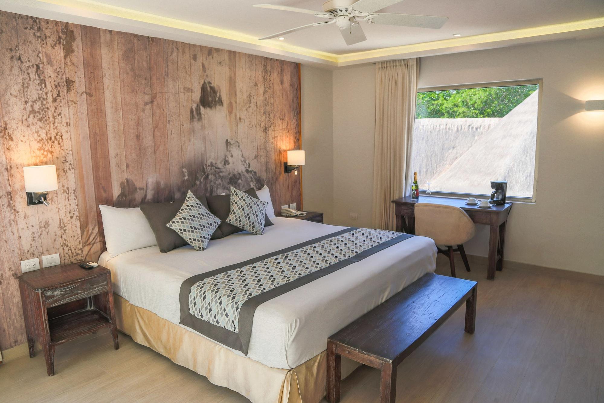 Resort Sandos Caracol Eco 5*